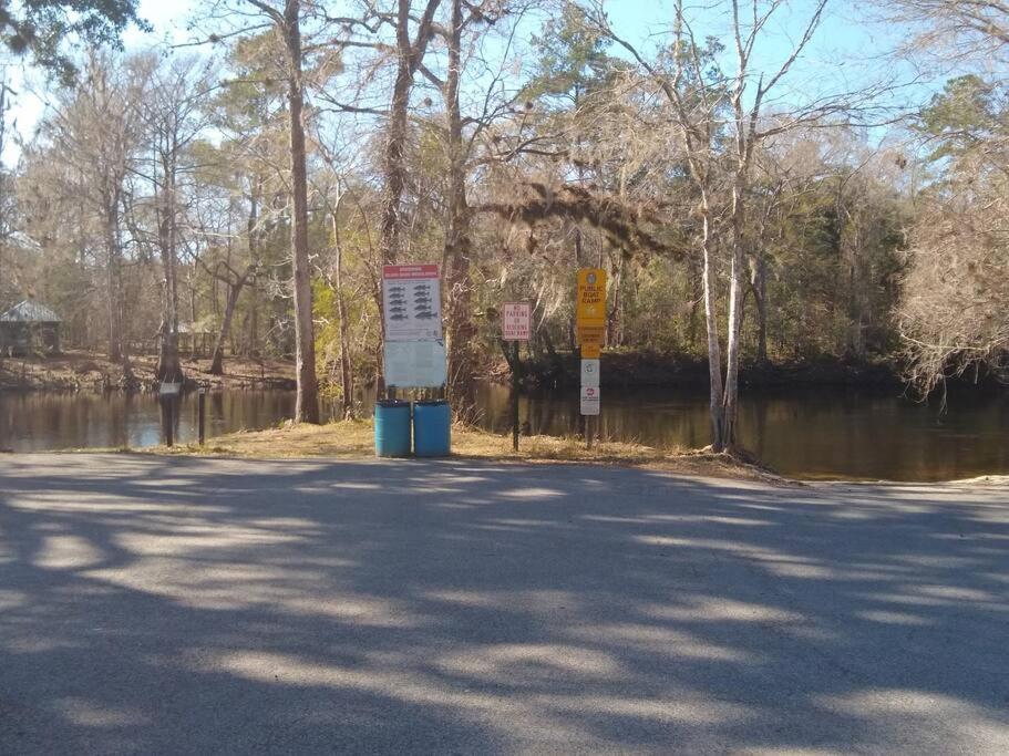 Huck'S Hideaway Near The Santa Fe River Fort White Esterno foto
